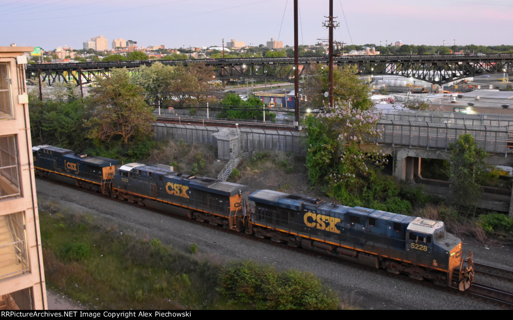 CSX 5228
